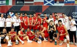 Voleybolda genç milliler, Finlandiya’ya şans tanımadı!